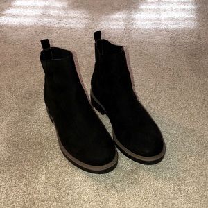 Esprit Boots size 8 New